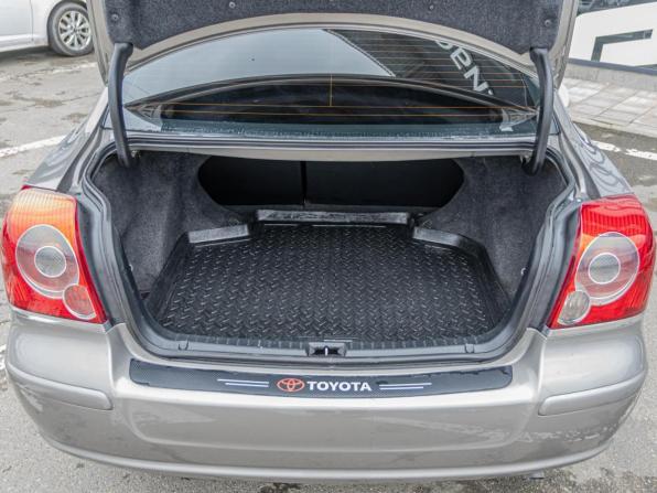 Toyota Avensis II Рестайлинг с пробегом 2006 года, цена 777 000 рублей, 326828 км, седан, Автокод Объявления