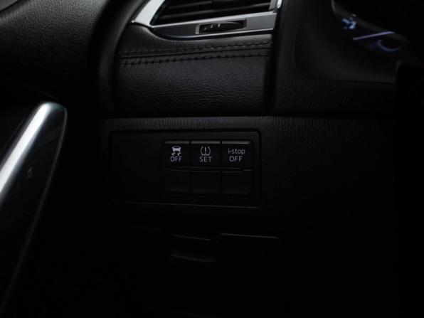 Mazda 6 III (GJ) Рестайлинг с пробегом 2016 года, цена 1 699 077 рублей, 177519 км, седан, Автокод Объявления