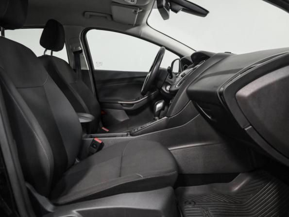 Ford Focus III Рестайлинг с пробегом 2018 года, цена 989 000 рублей, 183124 км, универсал, Автокод Объявления