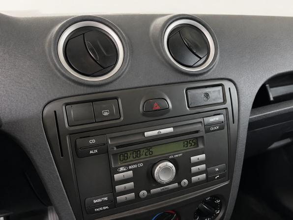 Ford Fusion I Рестайлинг с пробегом 2006 года, цена 449 000 рублей, 178235 км, хэтчбек, Автокод Объявления
