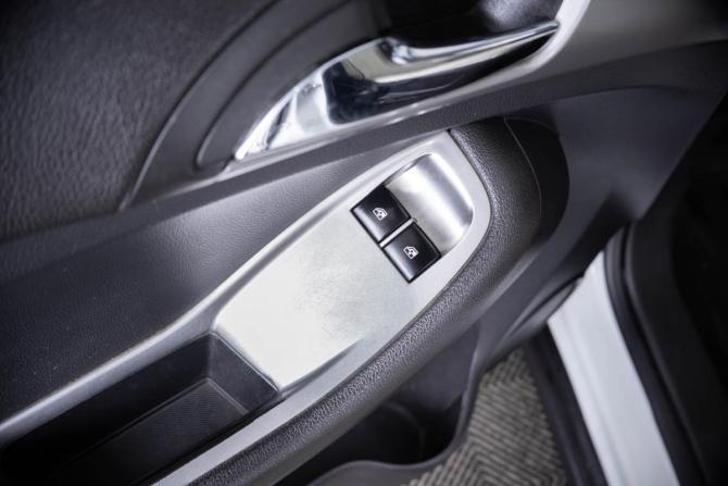 Chevrolet Orlando I с пробегом 2012 года, цена 1 389 000 рублей, 175000 км, компактвэн, Автокод Объявления
