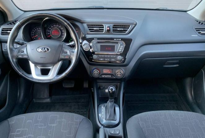 Kia Rio III с пробегом 2014 года, цена 925 000 рублей, 70000 км, хэтчбек, Автокод Объявления