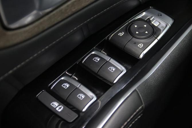 Kia Sorento IV с пробегом 2021 года, цена 3 555 550 рублей, 73160 км, внедорожник, Автокод Объявления
