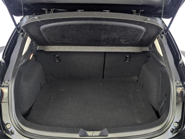 Mazda 3 III (BM) с пробегом 2014 года, цена 1 350 000 рублей, 125401 км, хэтчбек, Автокод Объявления