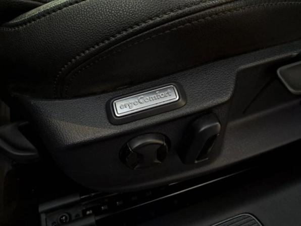 Volkswagen Passat B8 с пробегом 2019 года, цена 1 565 000 рублей, 228478 км, седан, Автокод Объявления
