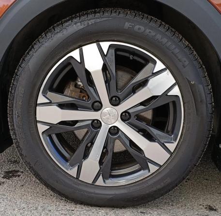 Peugeot 3008 II с пробегом 2017 года, цена 1 799 000 рублей, 95509 км, внедорожник, Автокод Объявления
