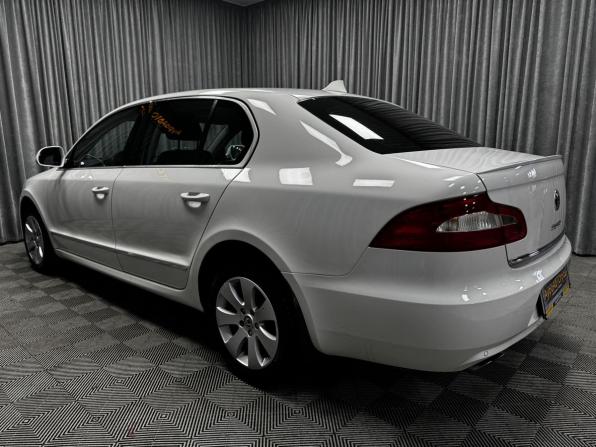 Skoda Superb II с пробегом 2012 года, цена 1 045 000 рублей, 280800 км, лифтбек, Автокод Объявления