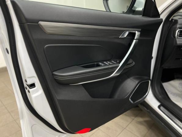 Geely Atlas Pro с пробегом 2022 года, цена 1 879 000 рублей, 48800 км, внедорожник, Автокод Объявления
