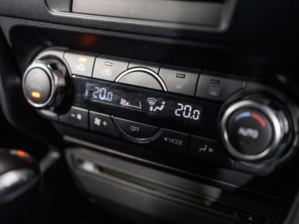 Mazda Axela III с пробегом 2014 года, цена 1 175 000 рублей, 138878 км, хэтчбек, Автокод Объявления