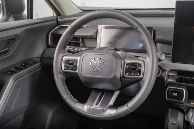 Toyota RAV4 V (XA50) с пробегом 2026 года, цена 3 949 000 рублей, 20 км, внедорожник, Автокод Объявления