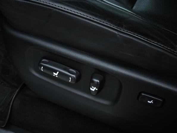 Toyota Land Cruiser 200 Series Рестайлинг 2 с пробегом 2020 года, цена 7 519 000 рублей, 160884 км, внедорожник, Автокод Объявления