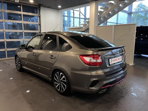 Lada (ВАЗ) Granta I Рестайлинг с пробегом 2024 года, цена 1 370 000 рублей, 37076 км, лифтбек, Автокод Объявления