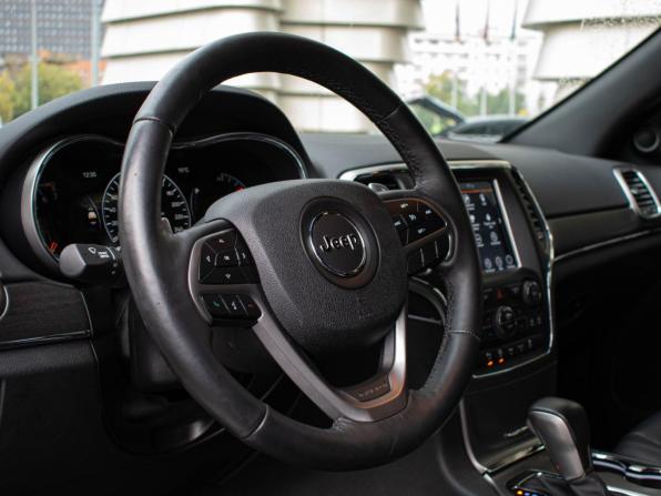 Jeep Grand Cherokee IV (WK2) Рестайлинг с пробегом 2018 года, цена 4 447 000 рублей, 28356 км, внедорожник, Автокод Объявления