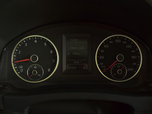 Volkswagen Tiguan I Рестайлинг с пробегом 2012 года, цена 869 995 рублей, 237225 км, внедорожник, Автокод Объявления