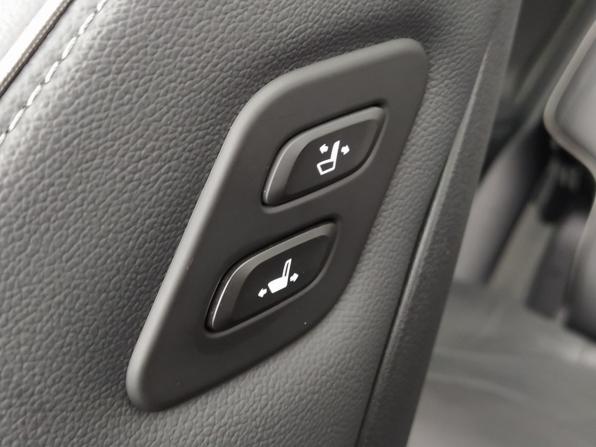 Hyundai Santa Fe IV Рестайлинг с пробегом 2023 года, цена 3 889 000 рублей, 78312 км, внедорожник, Автокод Объявления