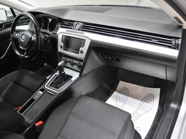 Volkswagen Passat B8 с пробегом 2015 года, цена 1 422 700 рублей, 159920 км, седан, Автокод Объявления