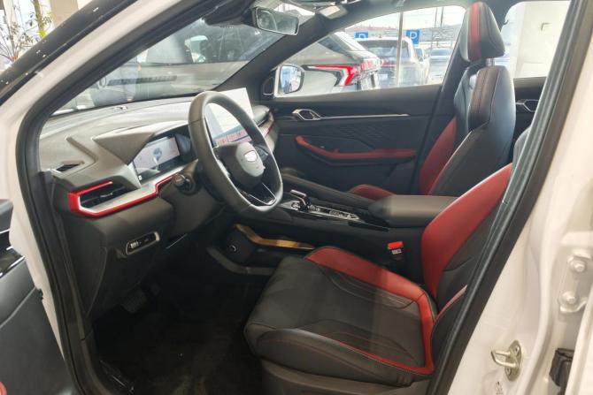 Новый Geely Coolray I Рестайлинг 2 2026 года, цена 2 894 990 рублей, внедорожник, Автокод Объявления
