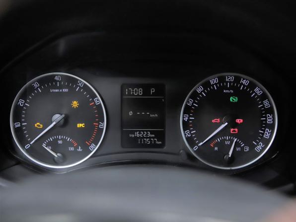 Skoda Octavia II (A5) Рестайлинг с пробегом 2011 года, цена 640 000 рублей, 117577 км, лифтбек, Автокод Объявления