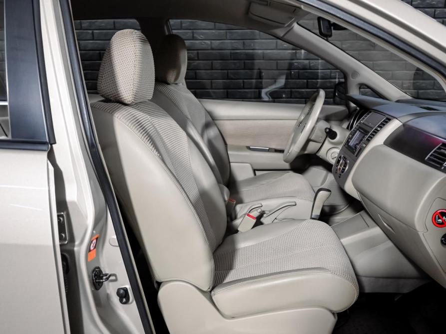 Nissan Tiida I Рестайлинг Екатеринбург  - изображение 11
