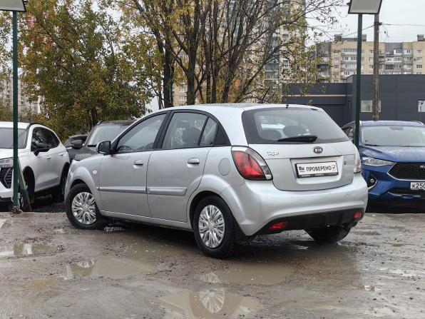 Kia Rio II Рестайлинг с пробегом 2010 года, цена 679 000 рублей, 133000 км, хэтчбек, Автокод Объявления