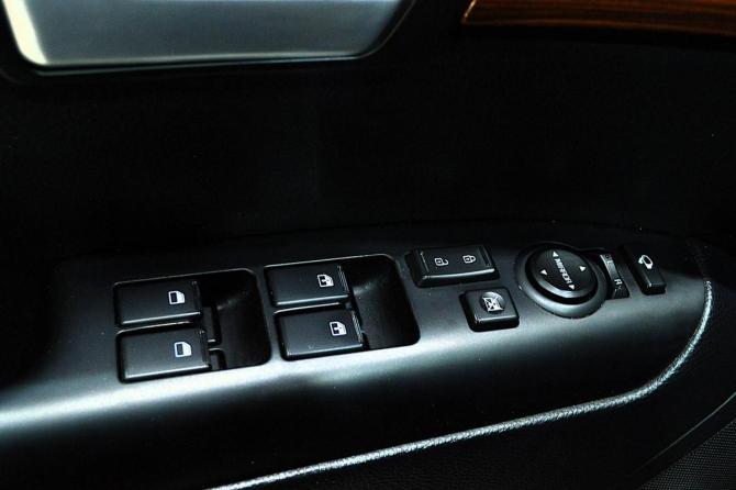 Kia Mohave I Рестайлинг с пробегом 2019 года, цена 2 400 000 рублей, 184575 км, внедорожник, Автокод Объявления