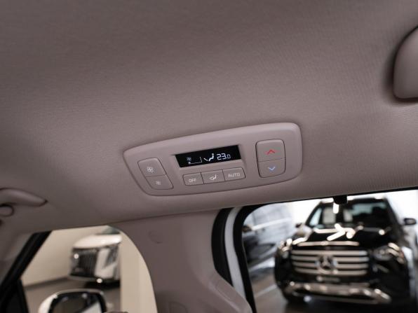 Kia Carnival IV с пробегом 2022 года, цена 3 895 000 рублей, 77914 км, минивэн, Автокод Объявления