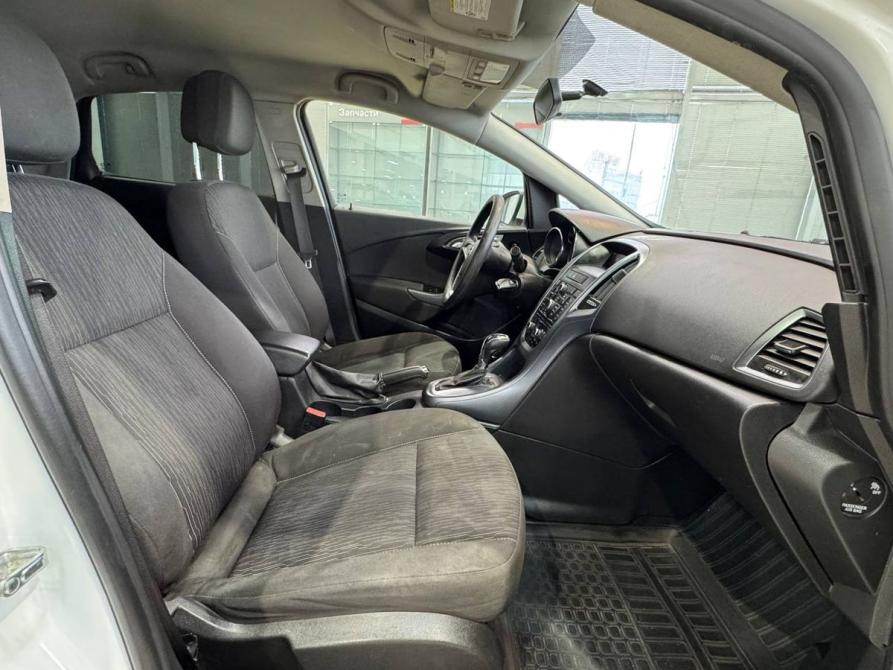 Opel Astra J Рестайлинг Москва  - изображение 17
