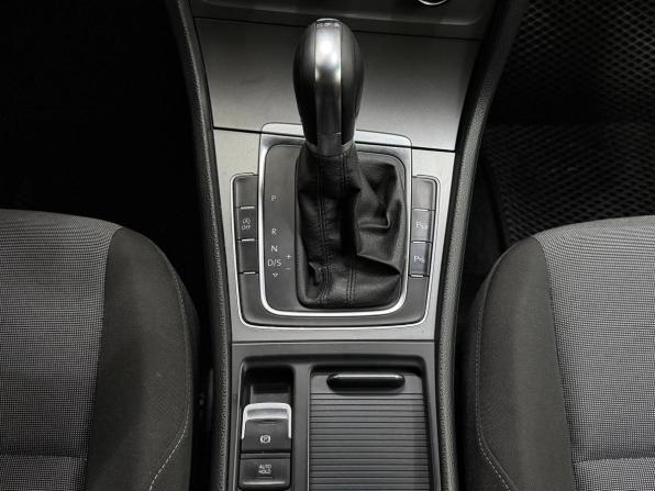 Volkswagen Golf VII с пробегом 2013 года, цена 878 000 рублей, 251919 км, хэтчбек, Автокод Объявления