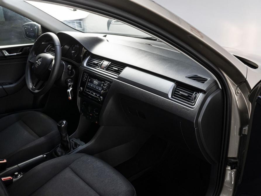 Skoda Rapid I Рестайлинг Тюмень  - изображение 15