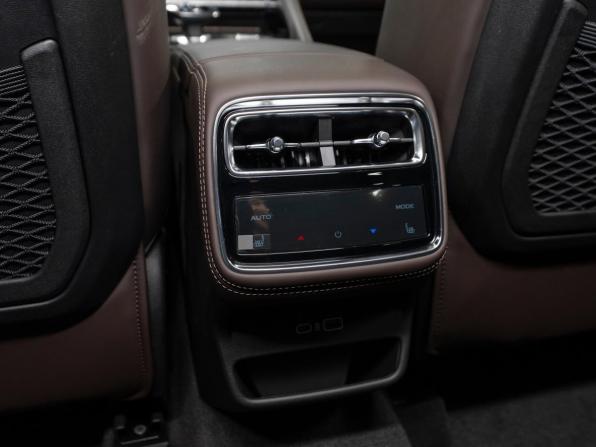 Geely Monjaro I Рестайлинг 2 с пробегом 2025 года, цена 4 200 000 рублей, 30 км, внедорожник, Автокод Объявления