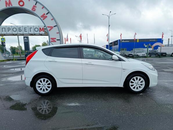Hyundai Solaris I Рестайлинг с пробегом 2014 года, цена 849 995 рублей, 121332 км, хэтчбек, Автокод Объявления