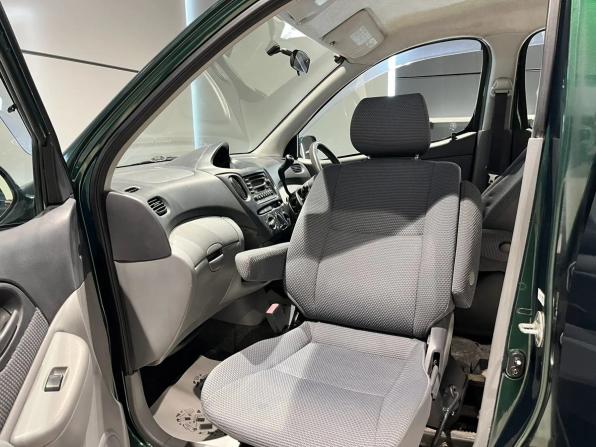 Toyota FunCargo с пробегом 2001 года, цена 385 000 рублей, 192000 км, компактвэн, Автокод Объявления