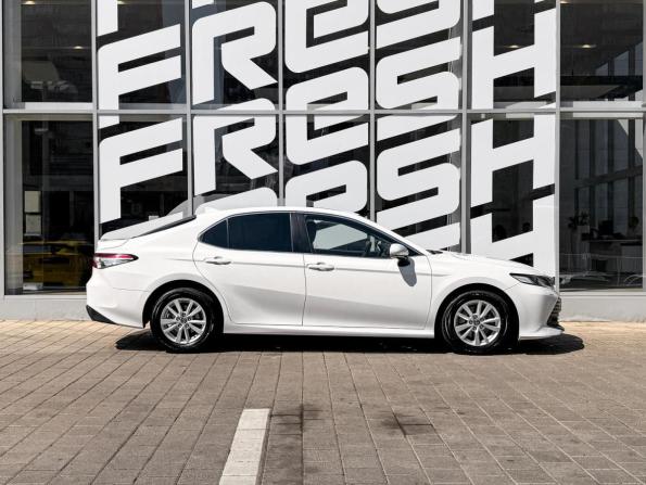 Toyota Camry VIII (XV70) с пробегом 2018 года, цена 2 365 000 рублей, 129633 км, седан, Автокод Объявления
