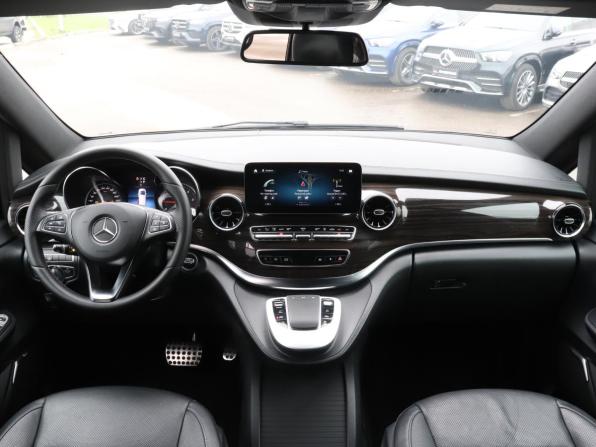 Mercedes-Benz V-Класс III (W447) Рестайлинг с пробегом 2020 года, цена 6 350 000 рублей, 66434 км, минивэн, Автокод Объявления
