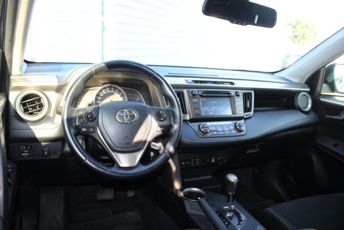 Toyota RAV4 IV (XA40) с пробегом 2015 года, цена 1 840 000 рублей, 105883 км, внедорожник, Автокод Объявления