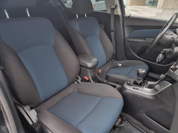 Chevrolet Cruze I Рестайлинг с пробегом 2012 года, цена 599 000 рублей, 251680 км, седан, Автокод Объявления