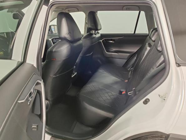 Toyota RAV4 V (XA50) с пробегом 2021 года, цена 2 799 000 рублей, 162053 км, внедорожник, Автокод Объявления