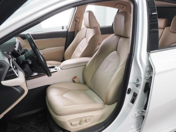 Toyota Camry VIII (XV70) с пробегом 2019 года, цена 3 816 000 рублей, 64687 км, седан, Автокод Объявления