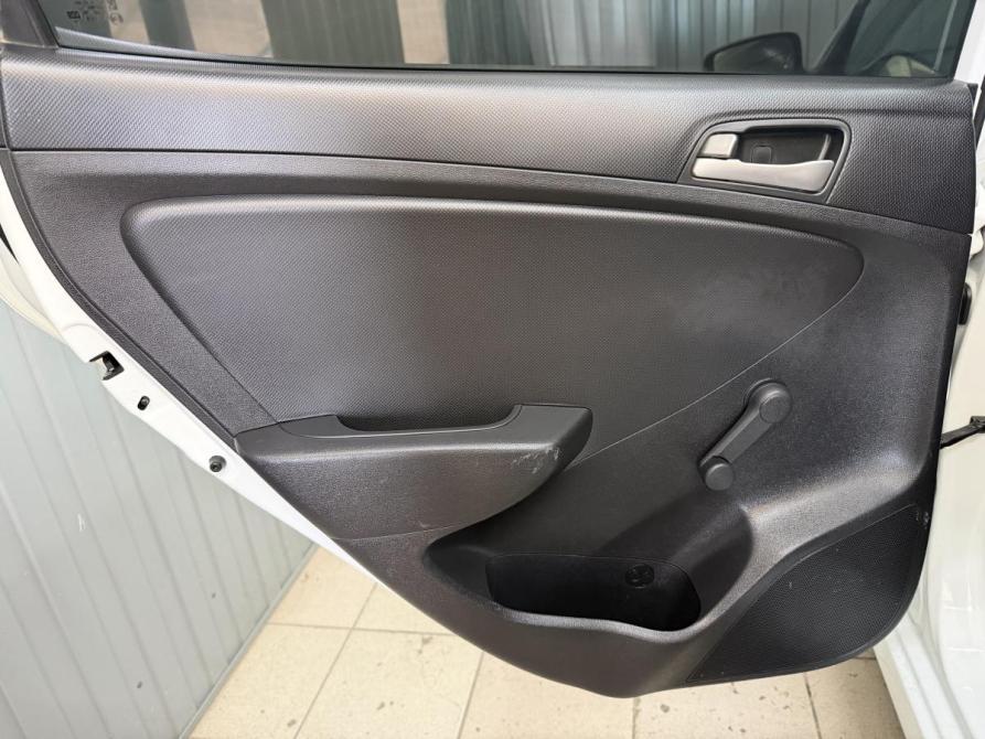 Hyundai Solaris I Рестайлинг Магнитогорск  - изображение 14