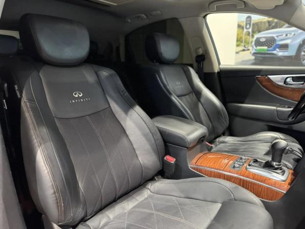 Infiniti FX II (S51) с пробегом 2011 года, цена 1 449 000 рублей, 129729 км, внедорожник, Автокод Объявления