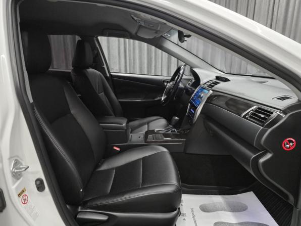 Toyota Camry VII (XV50) Рестайлинг 2 с пробегом 2017 года, цена 1 498 000 рублей, 220000 км, седан, Автокод Объявления