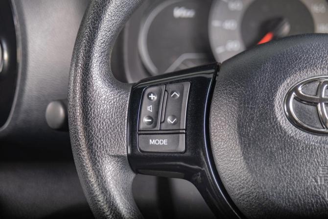 Toyota Vitz III (XP130) Рестайлинг 2 с пробегом 2019 года, цена 1 549 000 рублей, 66500 км, хэтчбек, Автокод Объявления
