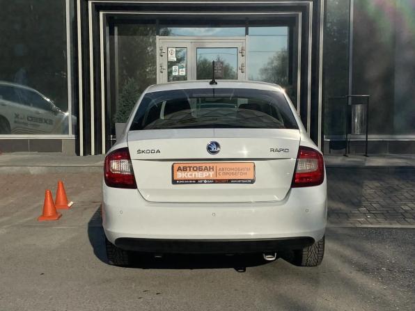 Skoda Rapid I Рестайлинг с пробегом 2019 года, цена 1 399 000 рублей, 85540 км, лифтбек, Автокод Объявления