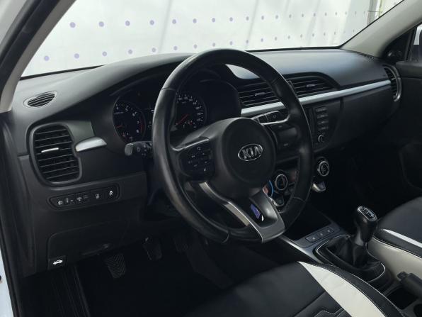 Kia Rio IV с пробегом 2017 года, цена 1 260 000 рублей, 123723 км, седан, Автокод Объявления