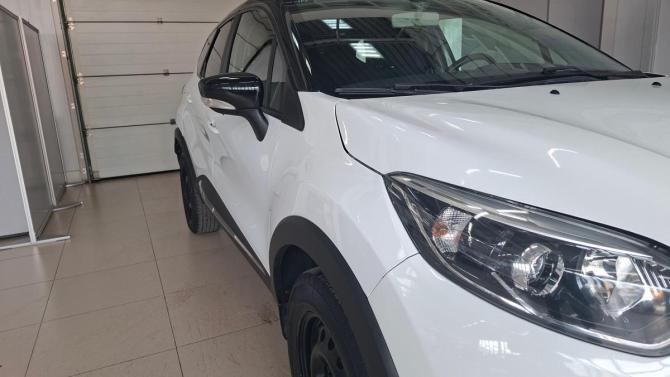 Renault Kaptur I с пробегом 2016 года, цена 1 100 000 рублей, 155300 км, внедорожник, Автокод Объявления