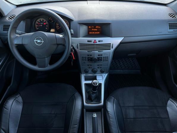 Opel Astra H Рестайлинг с пробегом 2010 года, цена 450 000 рублей, 125978 км, хэтчбек, Автокод Объявления