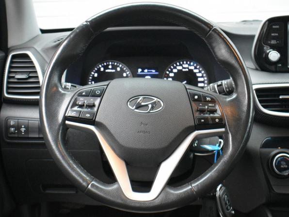 Hyundai Tucson III Рестайлинг с пробегом 2019 года, цена 1 879 000 рублей, 122865 км, внедорожник, Автокод Объявления
