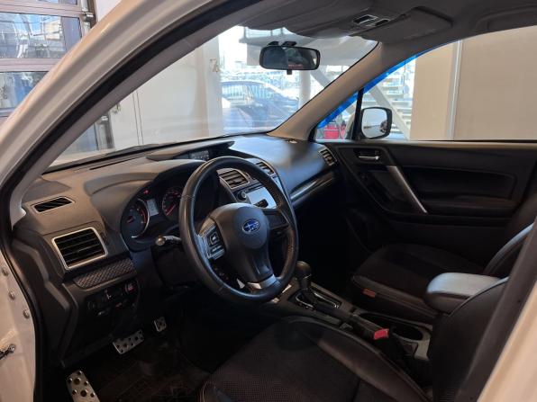 Subaru Forester IV Рестайлинг с пробегом 2015 года, цена 1 880 000 рублей, 165721 км, внедорожник, Автокод Объявления