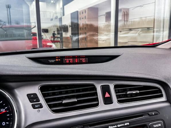 Kia Ceed II с пробегом 2014 года, цена 1 030 000 рублей, 209845 км, универсал, Автокод Объявления