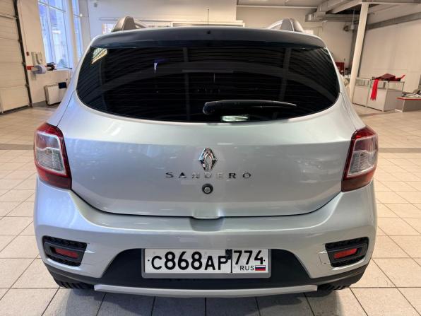 Renault Sandero II Рестайлинг с пробегом 2021 года, цена 999 000 рублей, 40595 км, хэтчбек, Автокод Объявления